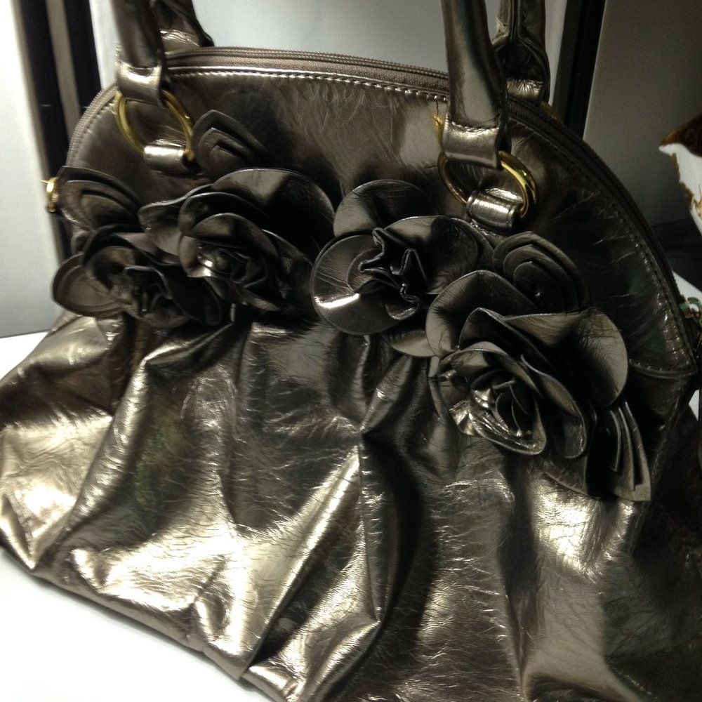 Big Buddha Beautiful Floral Zippered Large Bag - Picture 8 of 8